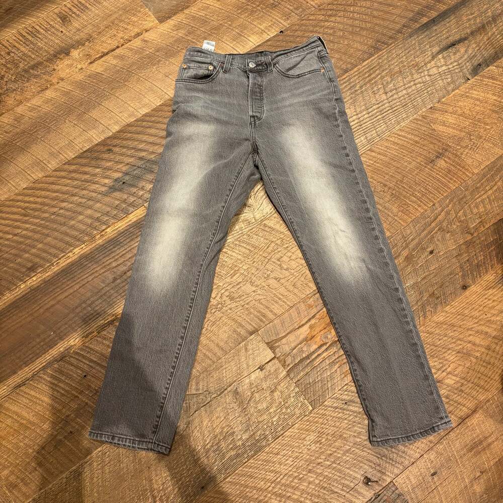 Levi's Women's W29 L30 Washed Black Gray Straight Leg Jeans